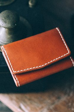 carteira vegetable tanned leather whisky