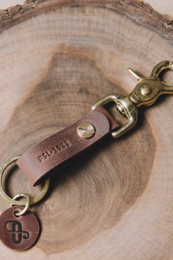 Chaveiro Outsider Goods Navajo Solid Brass