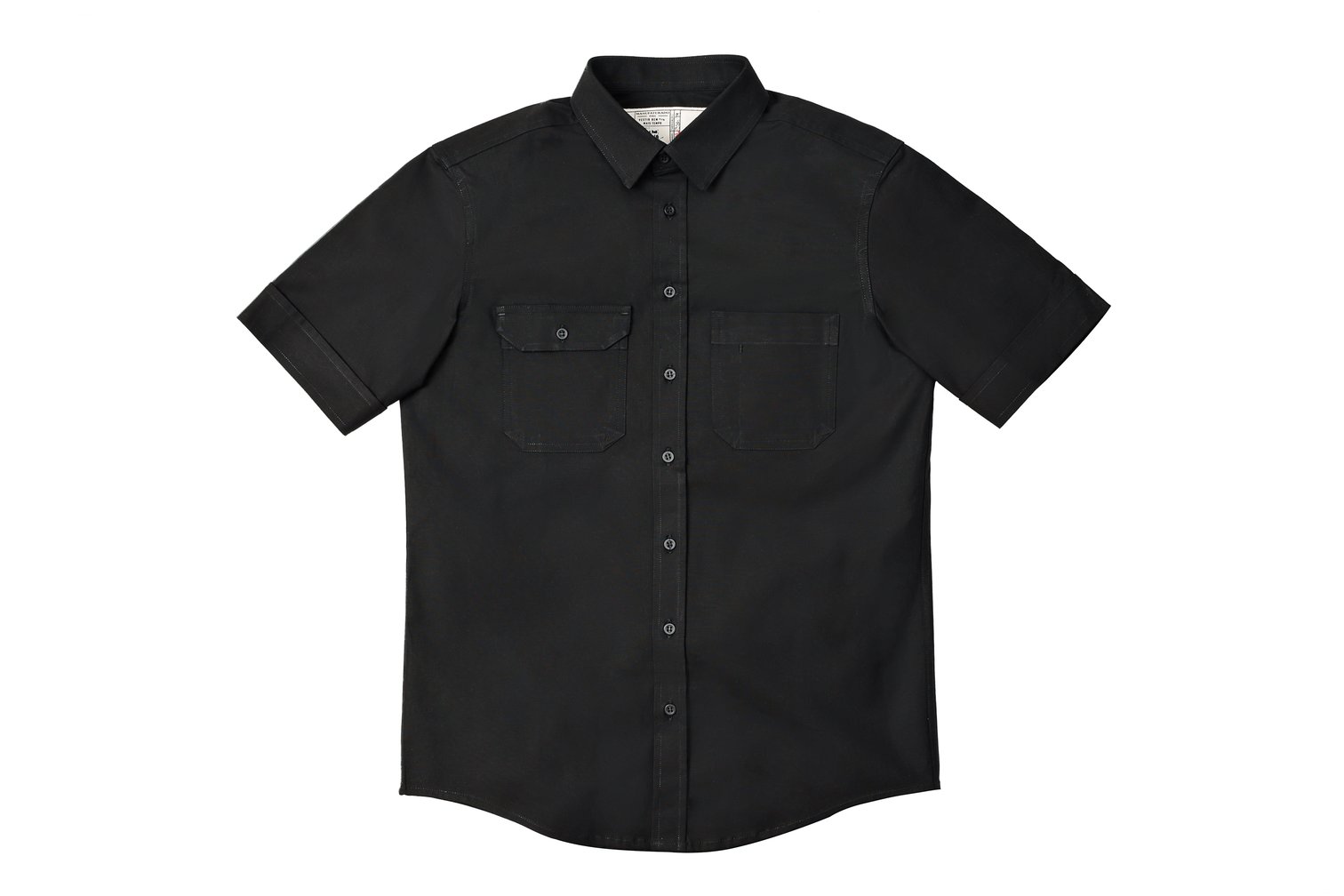 camisa manga curta preta