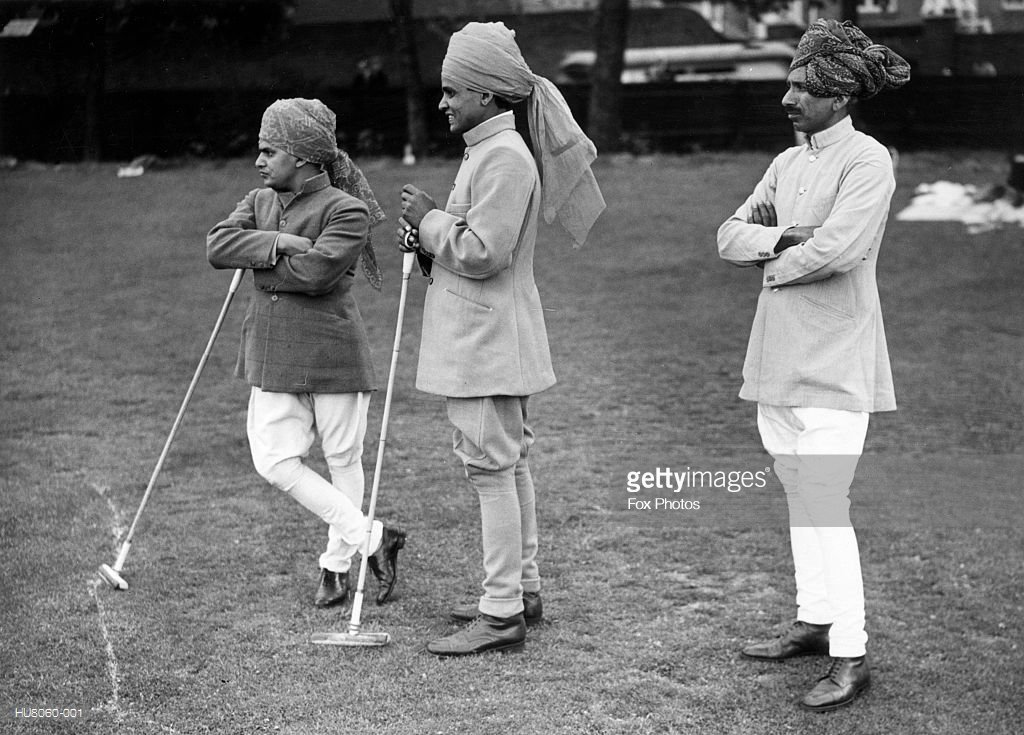 Servos Indianos durante um jogo de polo na década de 1920 Servos Indianos durante um jogo de polo na década de 1920