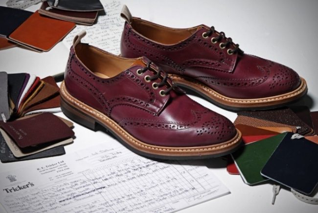 Sapato brogue vinho Trickers para End Clothing