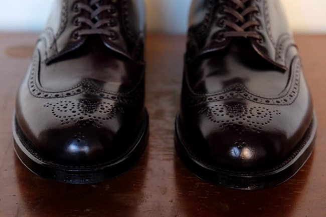 Bota Brogue Alden Shell Cordovan Color 8