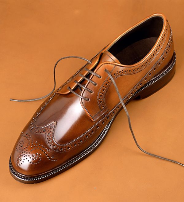sapatos em couro shell cordovan