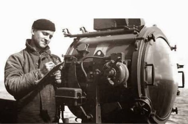 Jaqueta N-1 Deck Jacket na Marinha Americana durante a Segunda Guerra