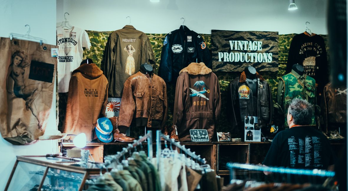 como tirar cheiro de roupa do brechó