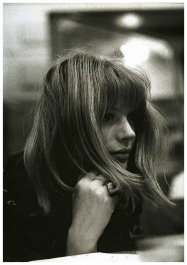 Marianne Faifhtull 8