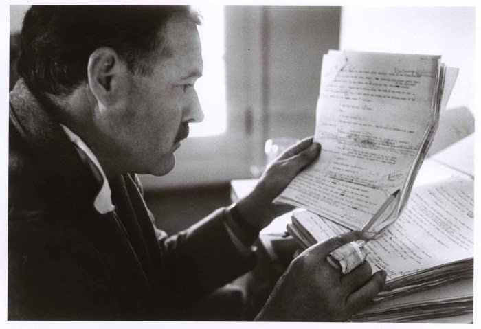 Estilos de bigode Ernest Hemingway