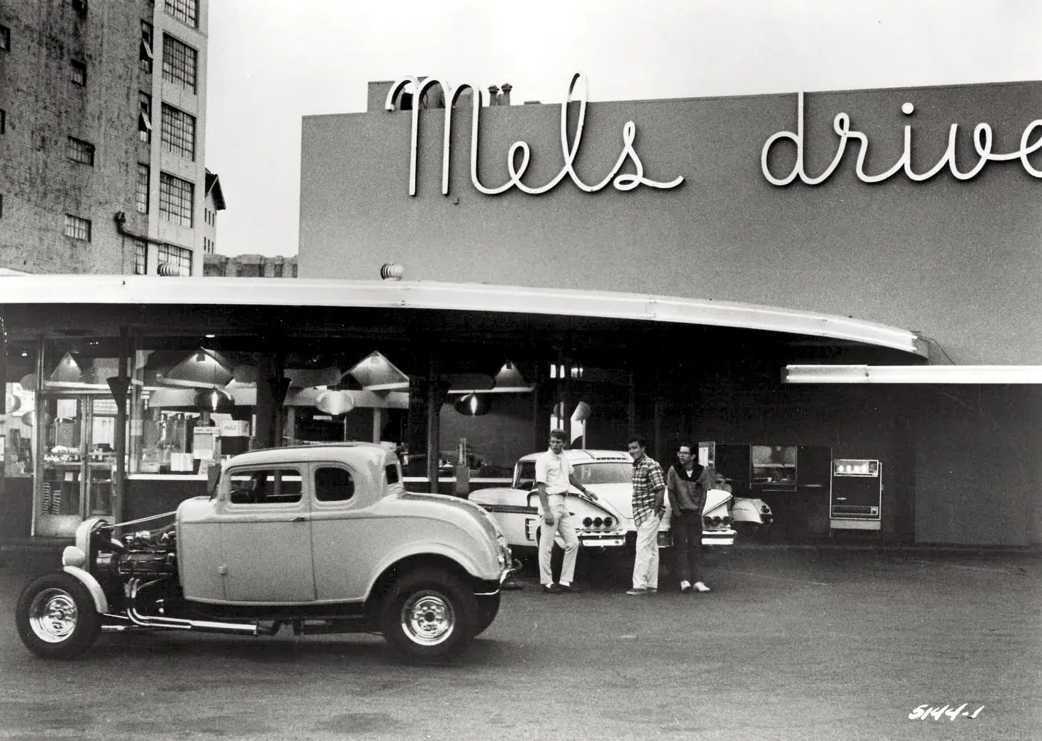 AmericanGraffitiMel’sDRIVE-IN アメリカングラフティ Mel´s Drive-In e American Graffiti: Uma breve história sobre os Diners